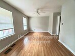 Foto principal - 420 W 30th St