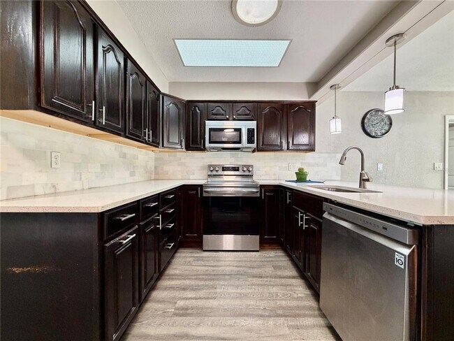 Foto del edificio - 3803 43rd Ave N