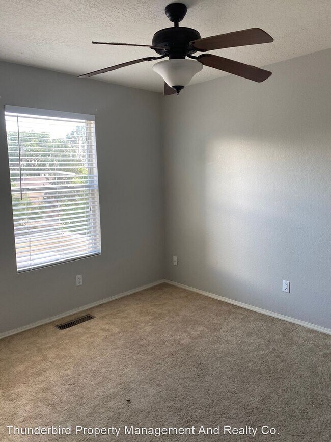 Building Photo - 3 br, 2.5 bath House - 6505 Sonrisa Place NE