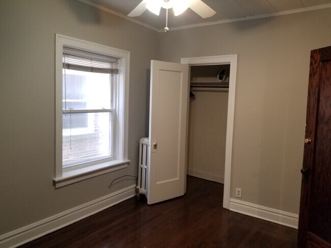 Foto del edificio - 4520 N Christiana Ave