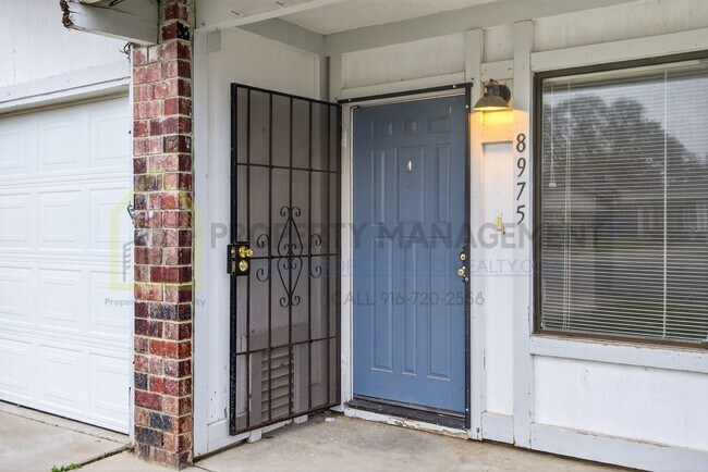 Foto del edificio - 8973 El Mirador Dr