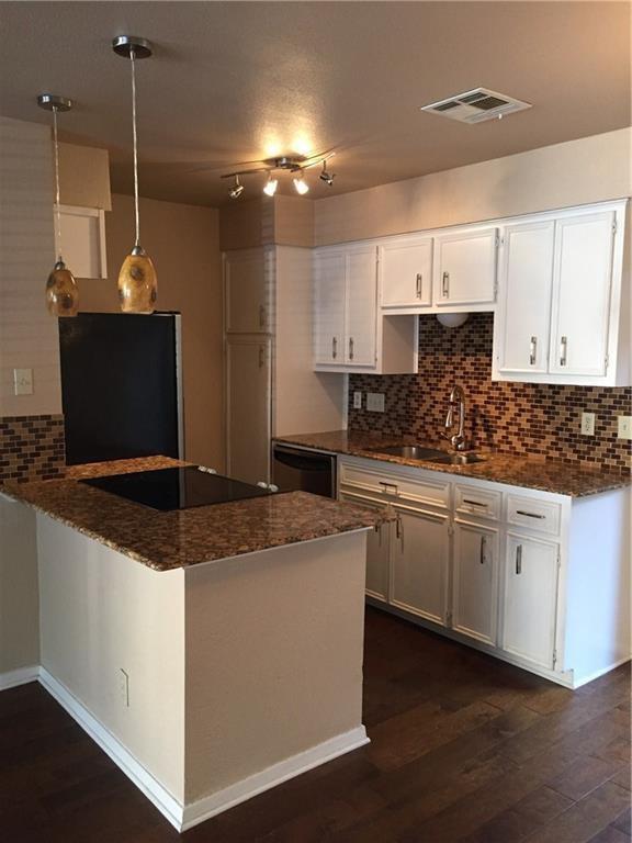 Foto del edificio - 5604 Woodrow Ave