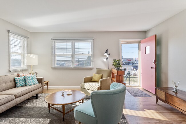 Foto del edificio - 7510 Cass St