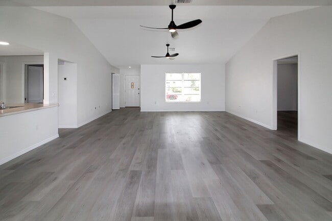 Building Photo - Gulf View Estates Annual Rental