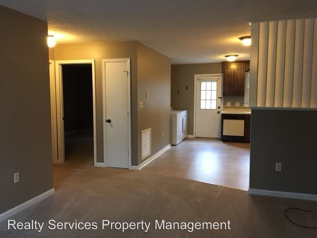 Building Photo - 179 Deer Creek Dr