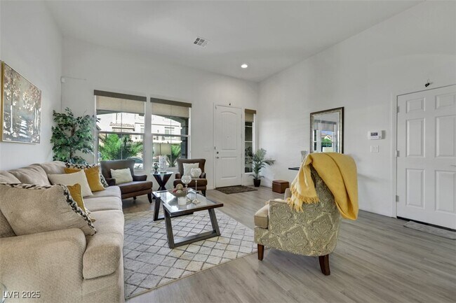 Foto del edificio - 10167 Bishops Peak Ct