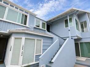 Building Photo - 1360-1364.5-13645 Pacific Beach Dr