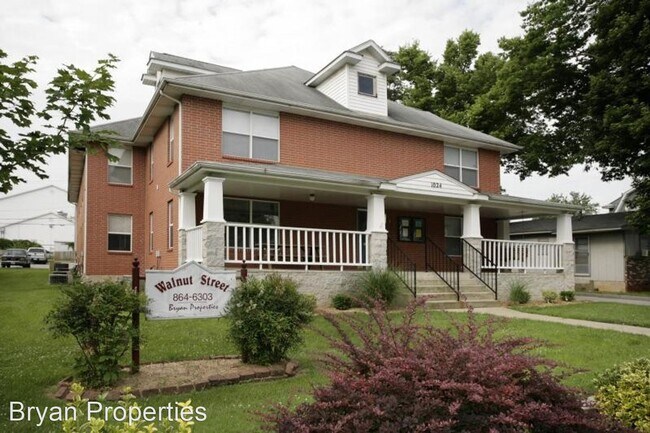 Foto del edificio - 1024 E Walnut St