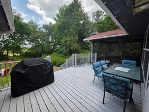 Building Photo - 4419 S Dodge Point