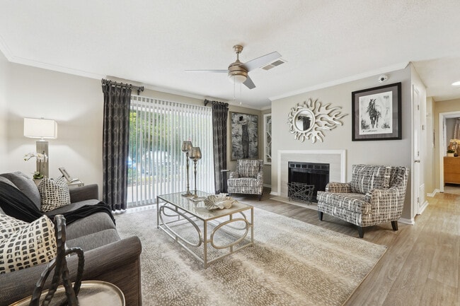 Modelo de sala de estar - Rosemont Brook Hollow