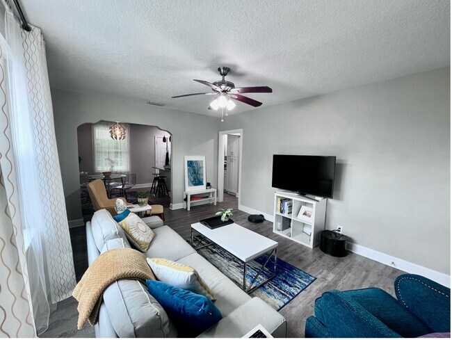 Foto del edificio - 4648 Cardinal Blvd