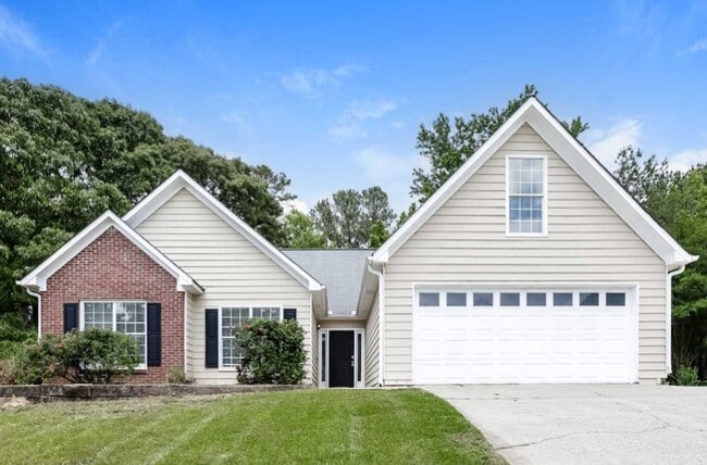 Building Photo - 3992 Piper Glen Dr NE