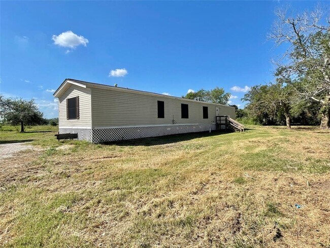 Building Photo - 238 E Phillips Rd