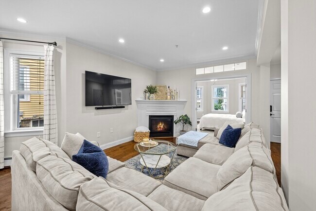 Foto del edificio - 465 Ashmont St