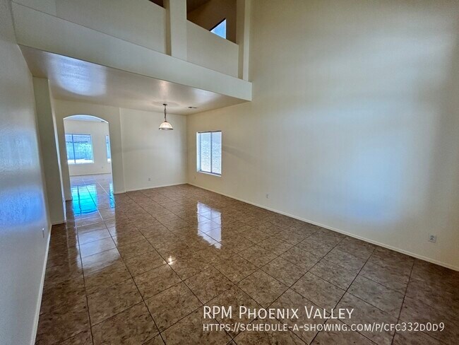 Building Photo - 4 Bed/2.5 Bath 2 Story Tolleson Home *NEW*...