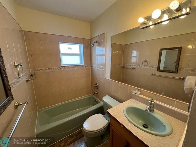 Foto del edificio - 4240 SW 23rd St