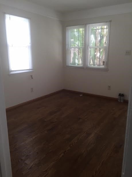 Sala de estar - 4312 Willow Brook Ave