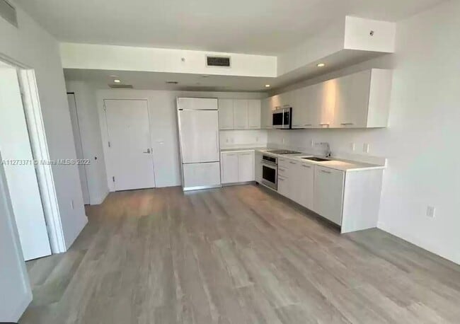 Building Photo - 55 SW 9th St