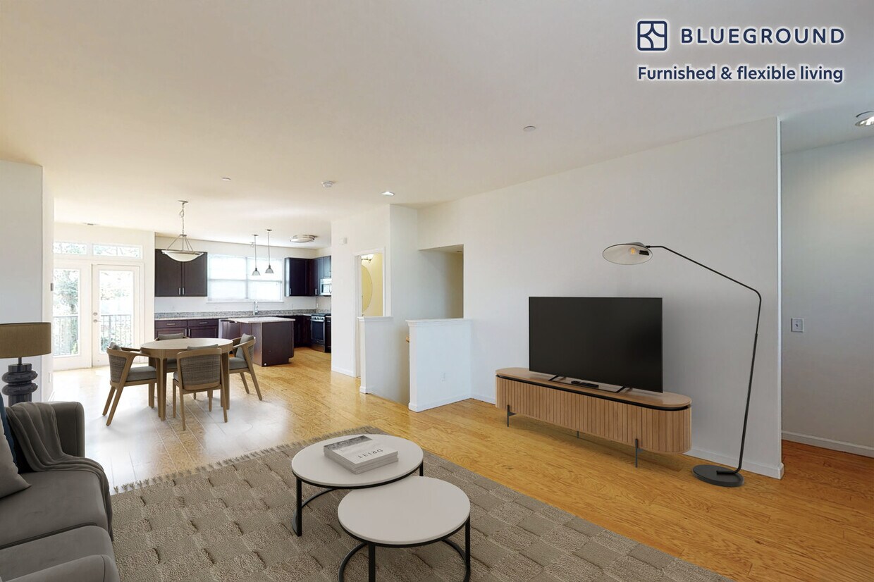 Foto principal - 998 Stewart Ave