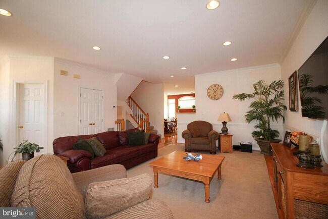 Foto del edificio - 4553 Fair Valley Dr