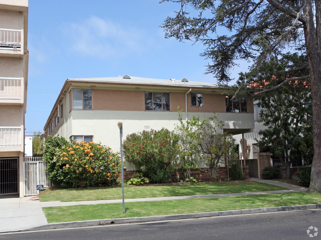 Primary Photo - 1023 9th St