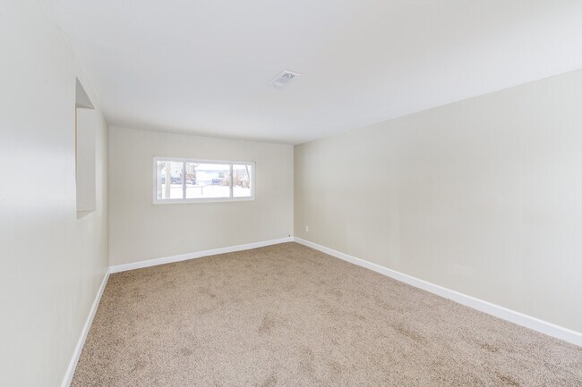 Foto del edificio - 110 De Smet Dr