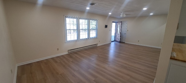 Building Photo - 2506 Sportsman Blvd