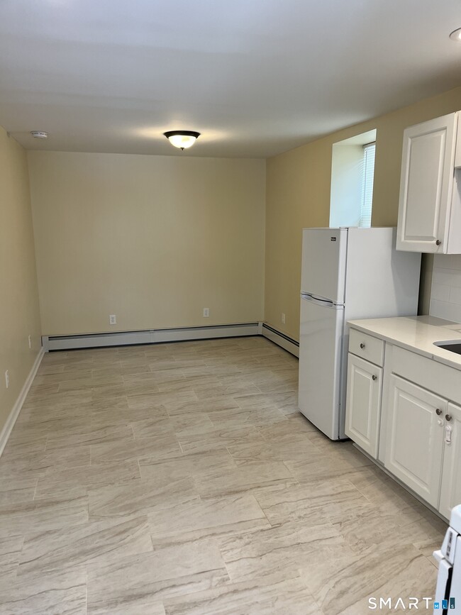 Building Photo - 49 New St