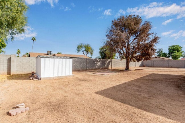 Foto del edificio - 4316 E Rose Marie Ln