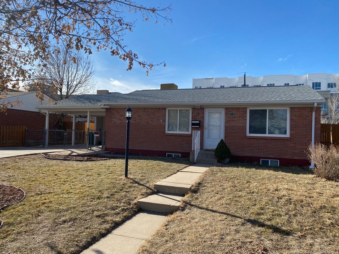 Primary Photo - Four bedroom, two bathroom lovely brick ho...