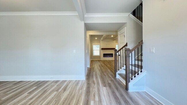 Building Photo - 5343 Milford Dr