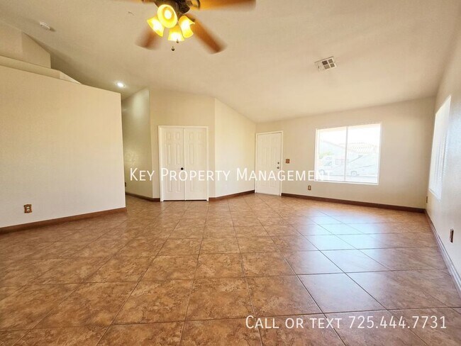 Building Photo - 4 BEDROOM 2 BATH HENDERSON SINGLE STORY HO...