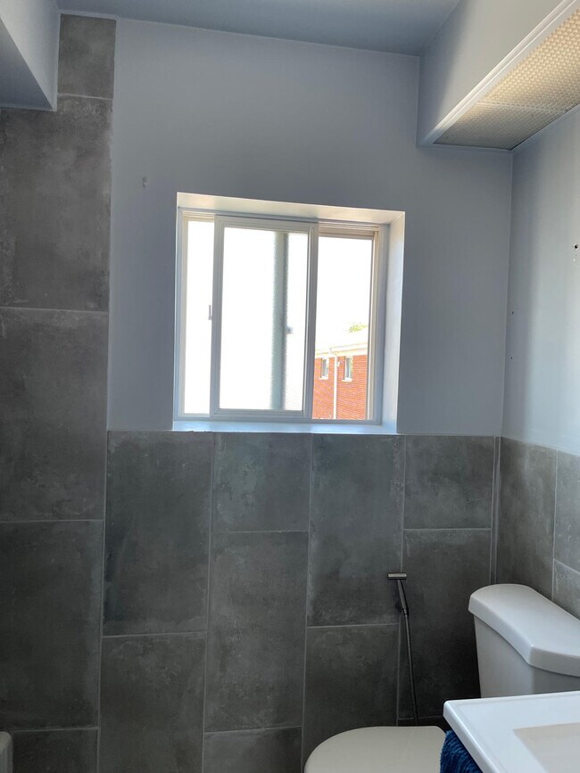 Foto del edificio - 1420 Carol St