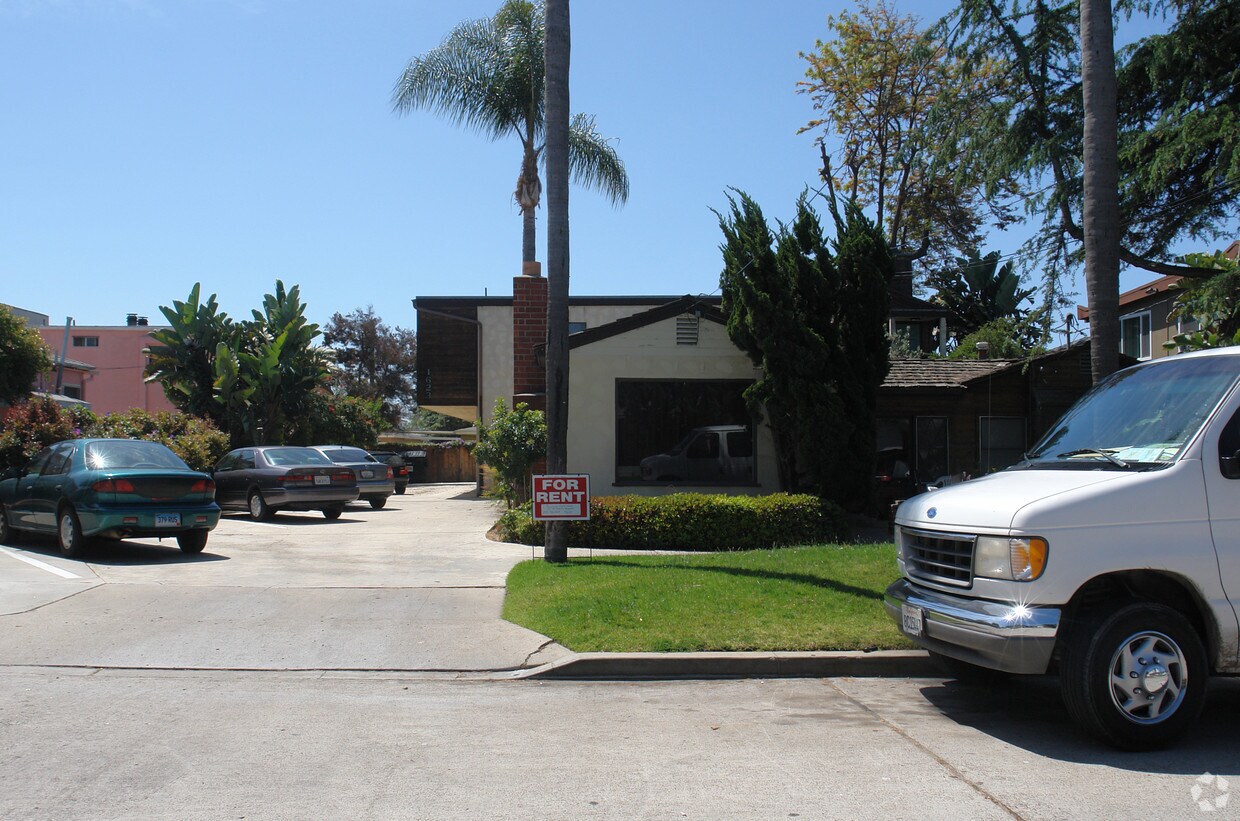 Foto del edificio - 1621-1623 Oliver Ave