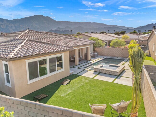 Foto del edificio - 81890 Via Encinitas