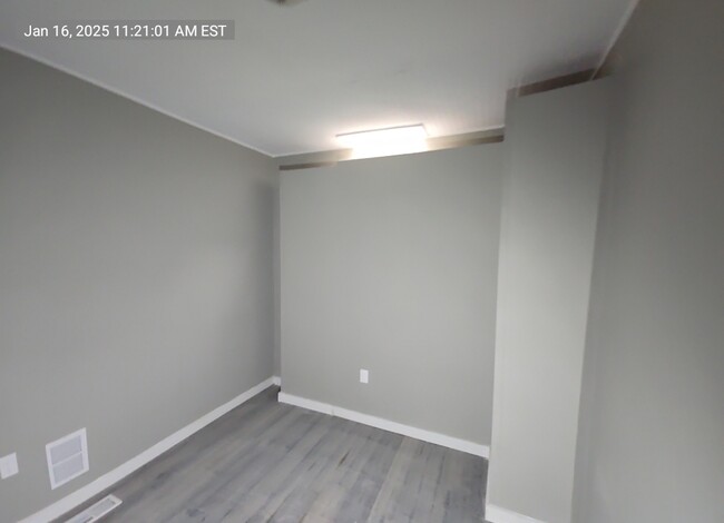 Building Photo - 2239 Sidney Ave