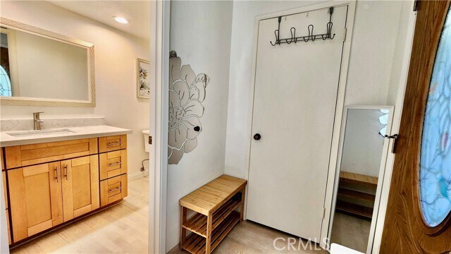 Foto del edificio - 28145 Ridgecove Ct S