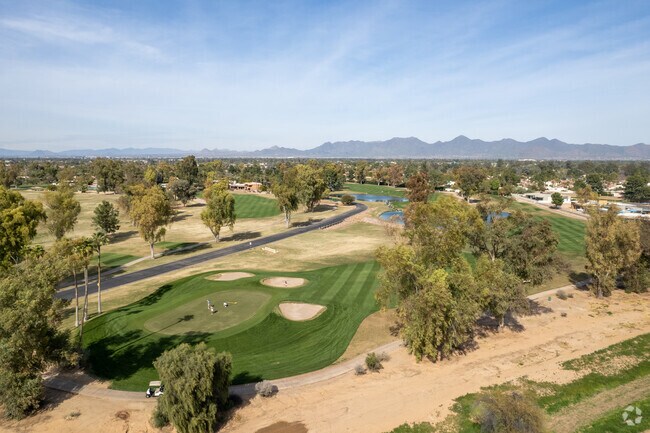 Camelback Golf Club offers an 18 hole course in Paradise Valley.