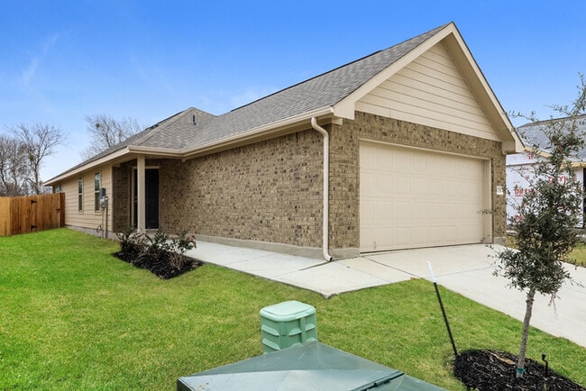 Building Photo - Somerset Trails - 3719 Somers Crest, San A...