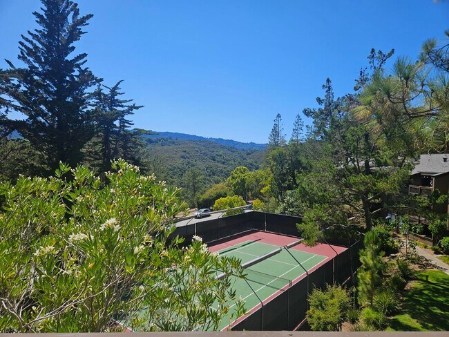 Foto del edificio - 3370 Brittan Ave