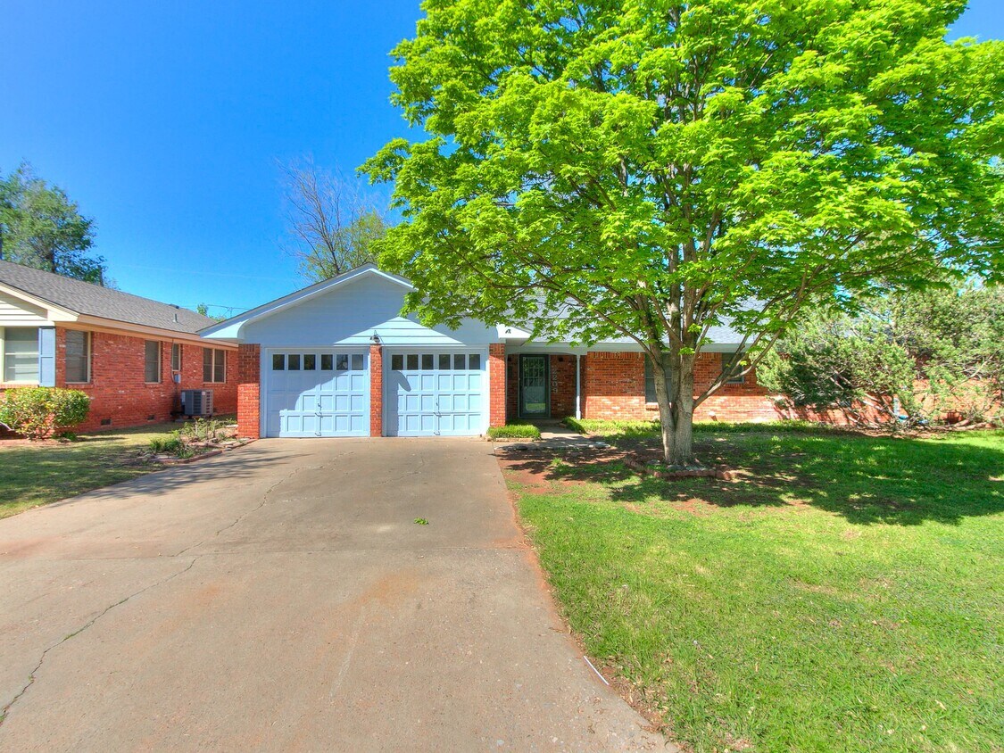 Primary Photo - 2209 Gladstone Terrace