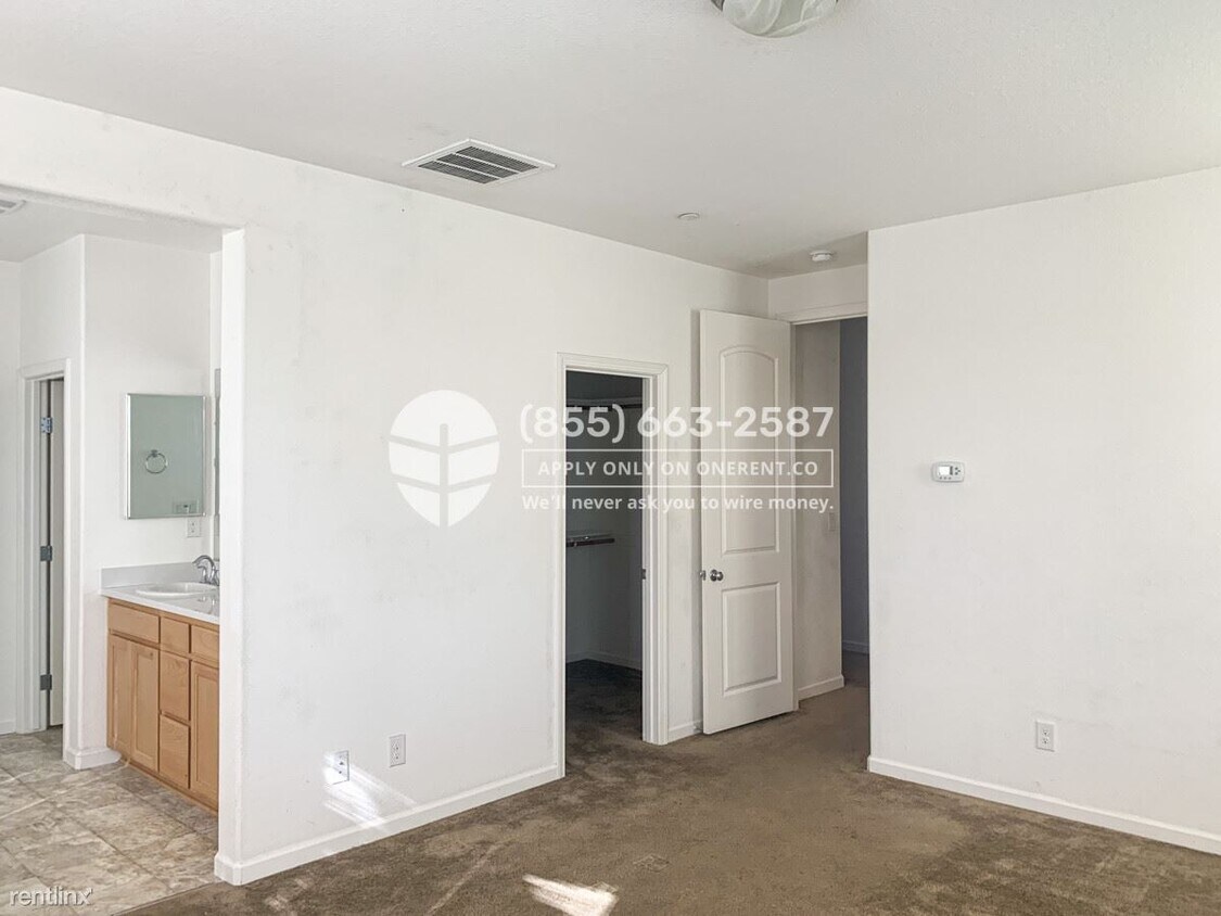 Primary Photo - 5 br, 3 bath House - 8652 Forte Street -