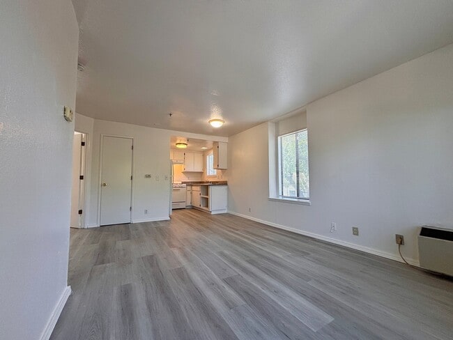 Building Photo - 2065 Riley Ct