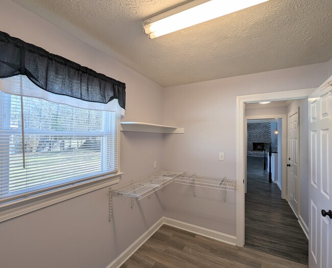 Laundry Room - 2nd View - 1208 Springwell Pl