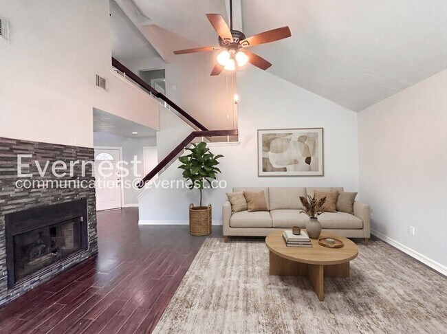 Foto del edificio - 7842 Royan Dr