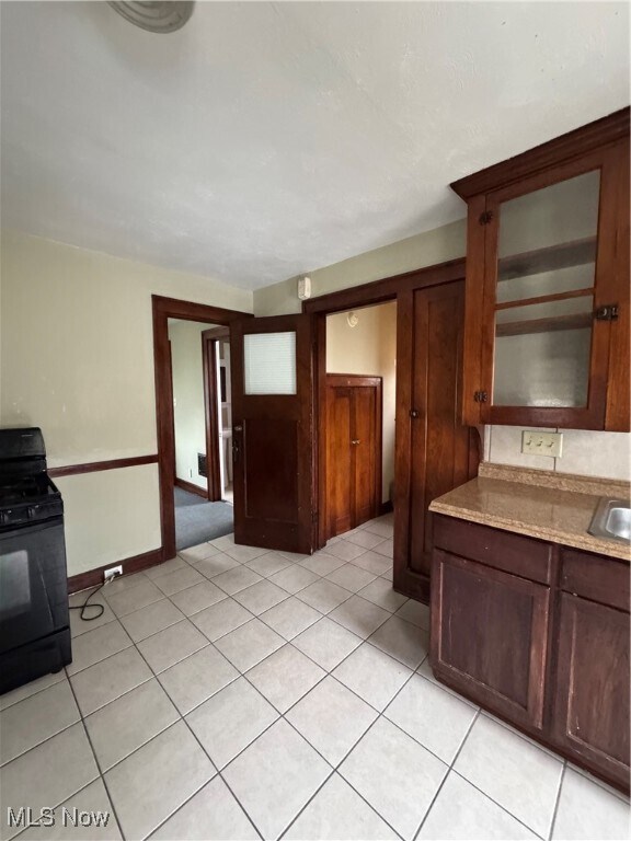 Foto del edificio - 3708 Stickney Ave