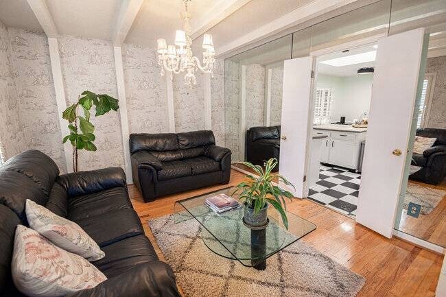 Foto del edificio - 2624 Chandalar Ln