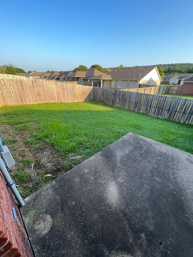 2016 Plum Creek Ln Unit A, Alma, AR 72921 Room for Rent in Alma, AR