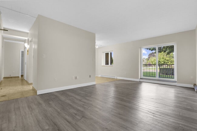 Building Photo - Bella Vista Apartments