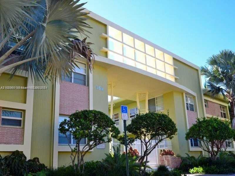 Primary Photo - 350 S Shore Dr